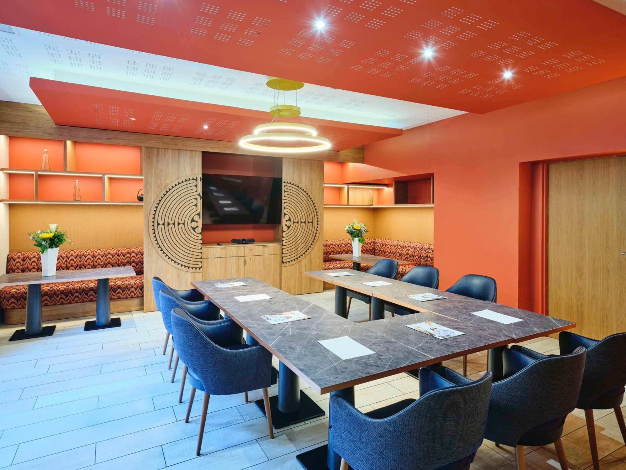 Mercure Chartres Cathedrale Luaran gambar