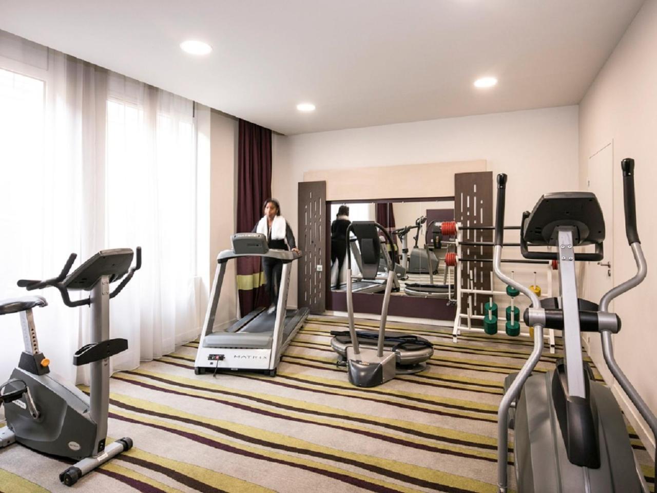 Mercure Chartres Cathedrale Luaran gambar